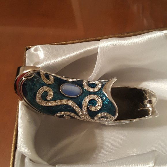 Vintage Decorative Collectible Miniature Shoe Metal - Picture 8 of 12